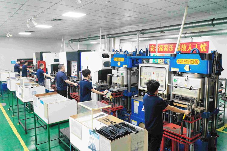 開煉機(jī)、硅橡膠油壓機(jī)與成型工藝在東莞市華創(chuàng)橡膠塑料制品制造中的應(yīng)用